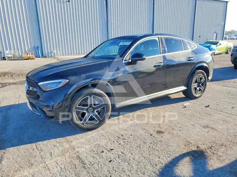 2025 Mercedes Benz GLC-Class photo