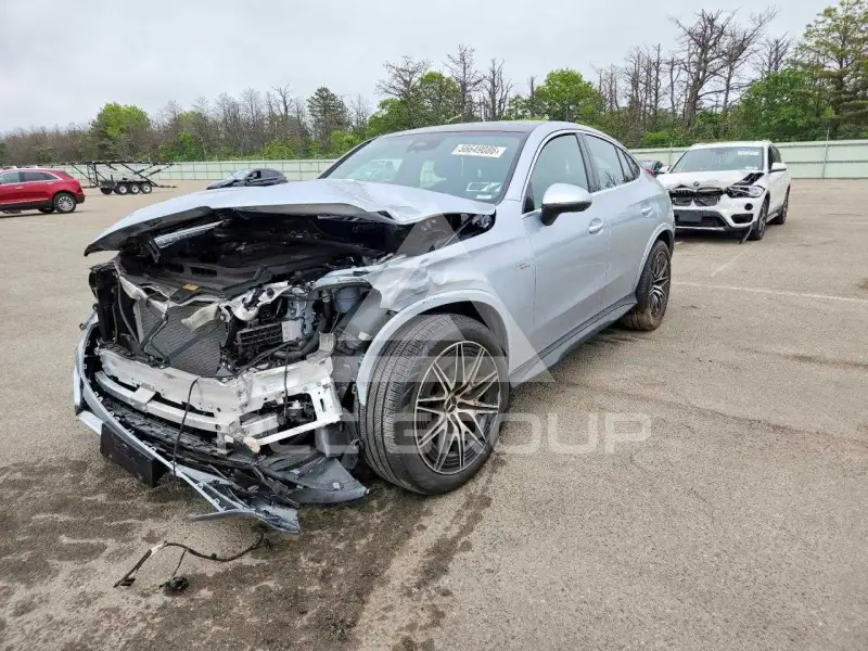 2025 Mercedes Benz GLC-Class photo