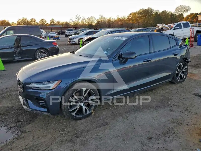 2025 Volvo S60 photo