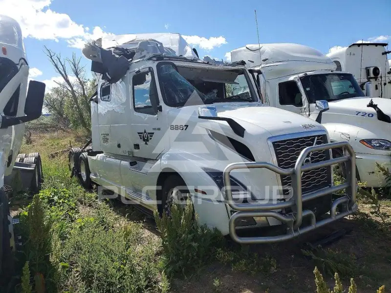 2025 Volvo VNL фото