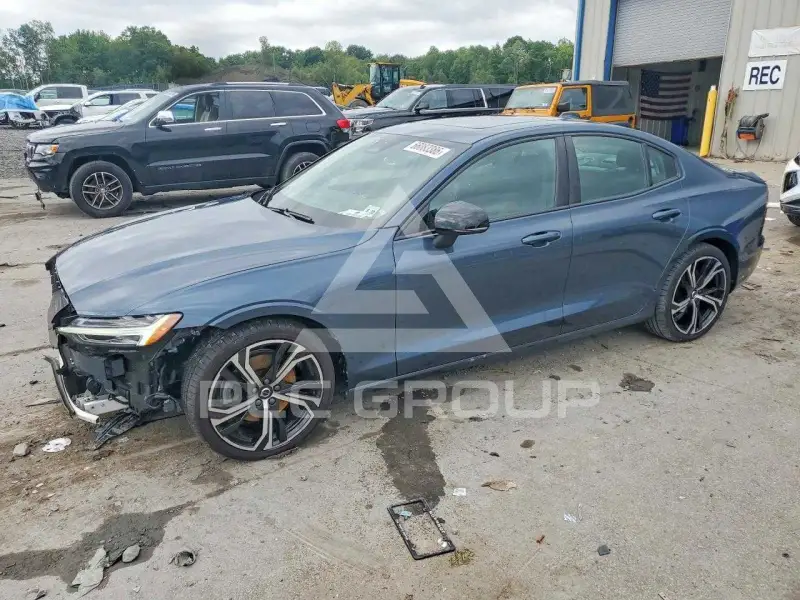 2025 Volvo S60 фото