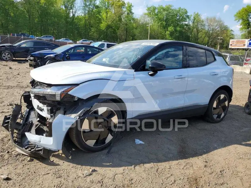 2025 Volvo  photo