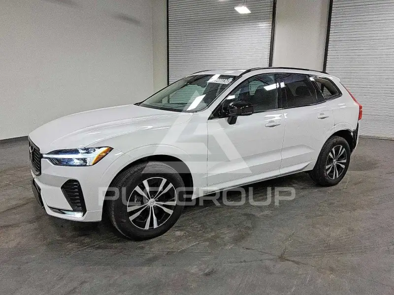 2025 Volvo XC60 фото