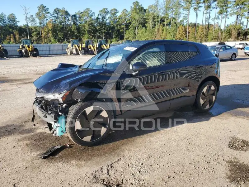 2025 Volvo  фото
