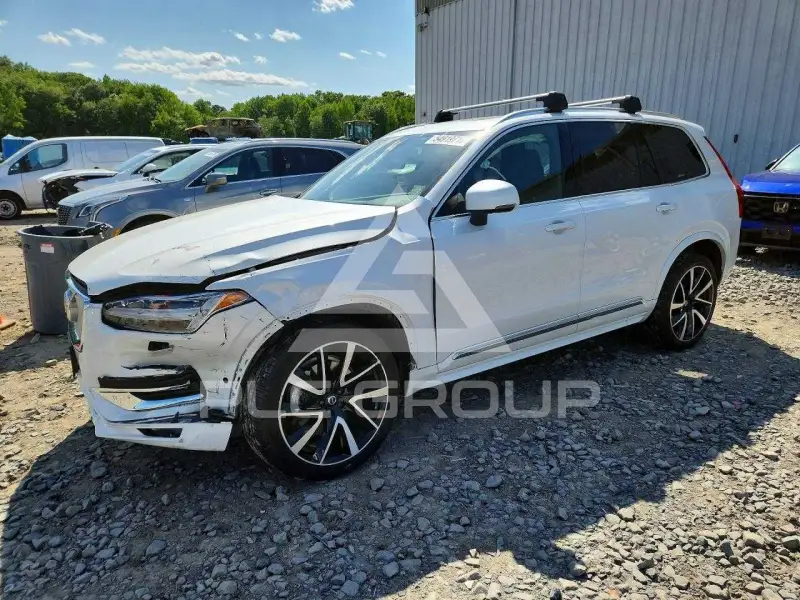 2025 Volvo XC90 фото
