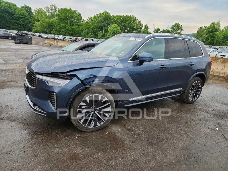 2025 Volvo XC90 фото