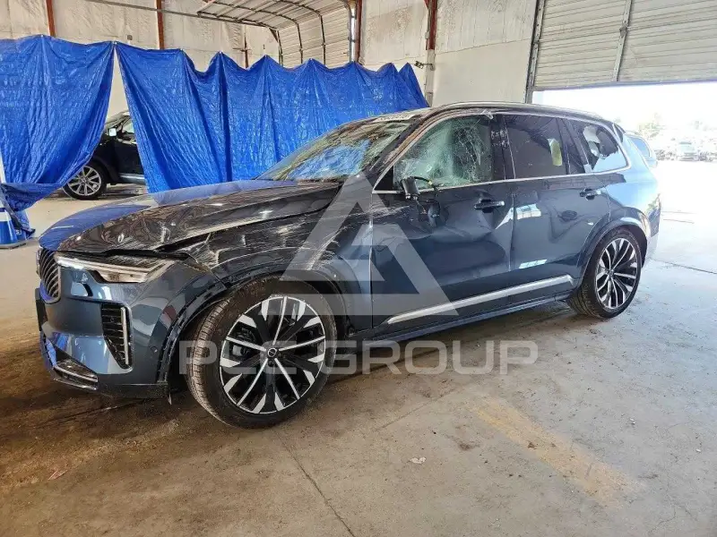 2025 Volvo XC90 фото