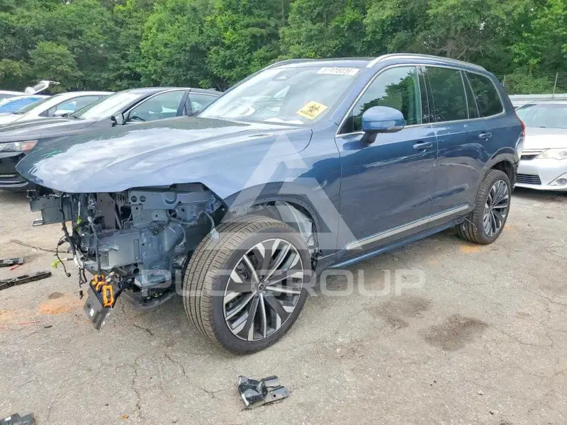 2025 Volvo XC90 фото