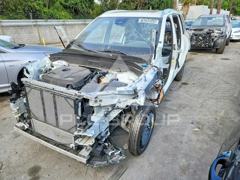 2025 Volvo XC90 фото