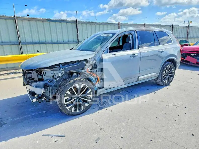 2025 Volvo XC90 фото