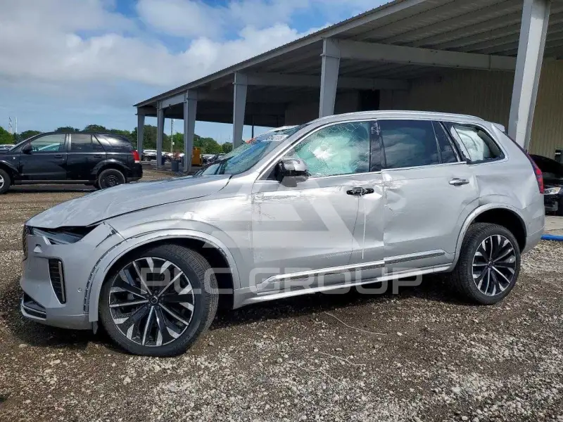 2025 Volvo XC90 фото