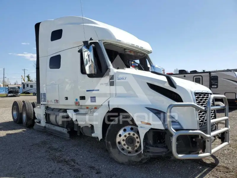 2025 Volvo VNL фото