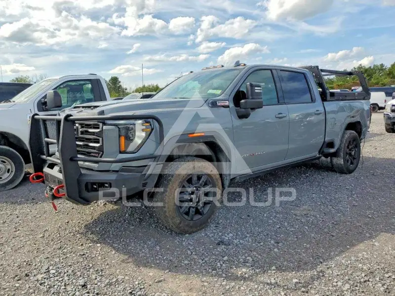 2025 GMC Sierra photo