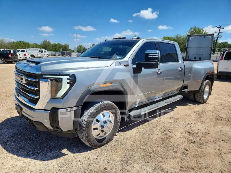 2025 GMC Sierra photo