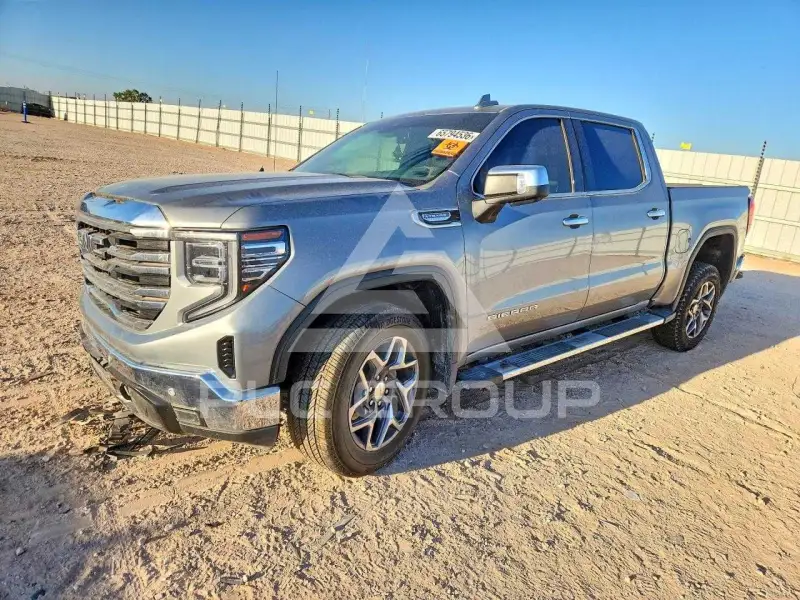 2025 GMC Sierra photo