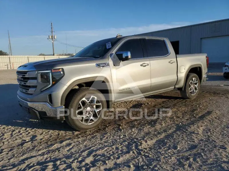 2025 GMC Sierra photo