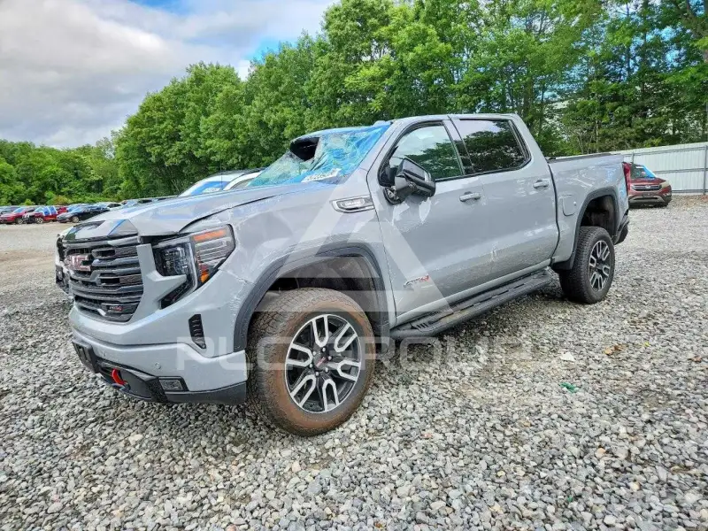 2025 GMC Sierra photo