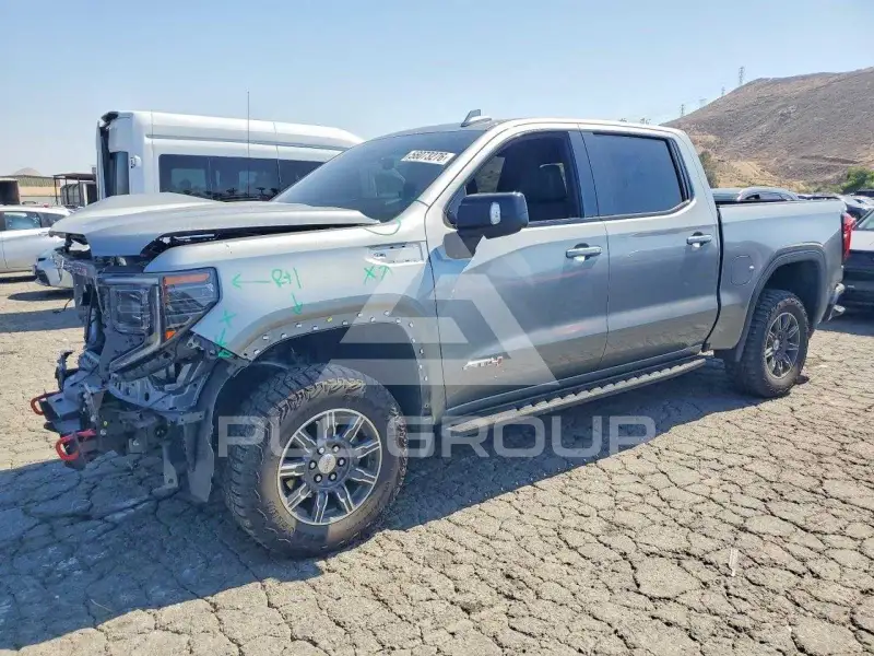 2025 GMC Sierra photo