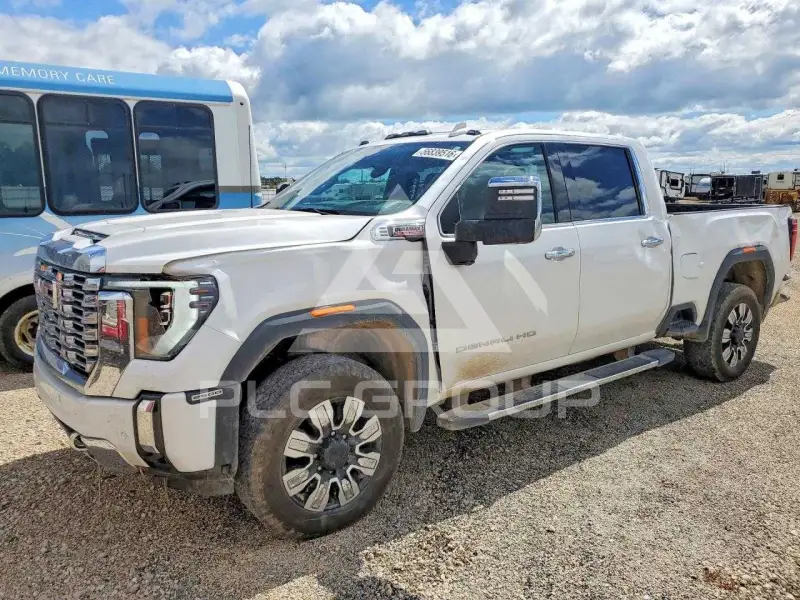2025 GMC Sierra photo