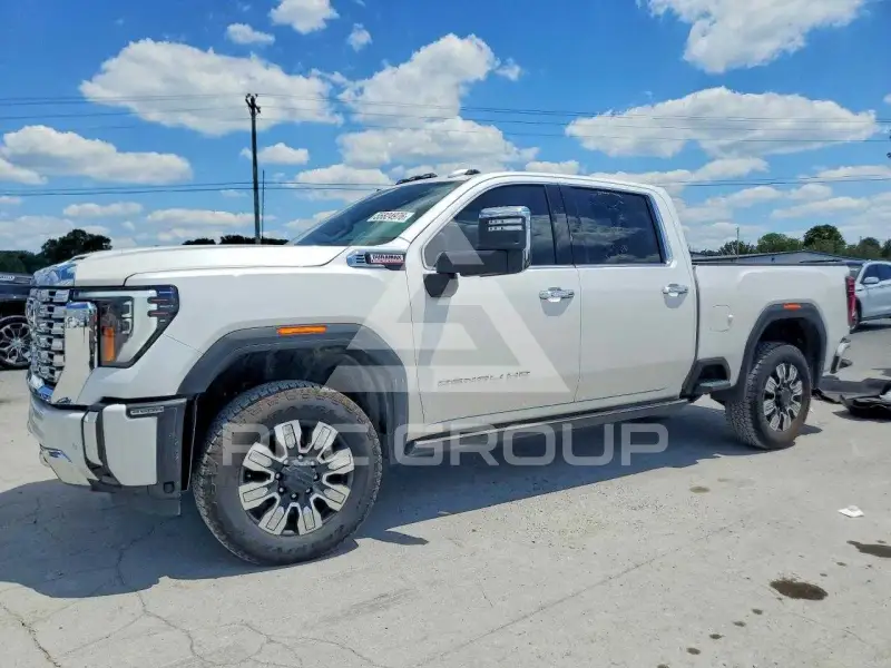 2025 GMC Sierra фото