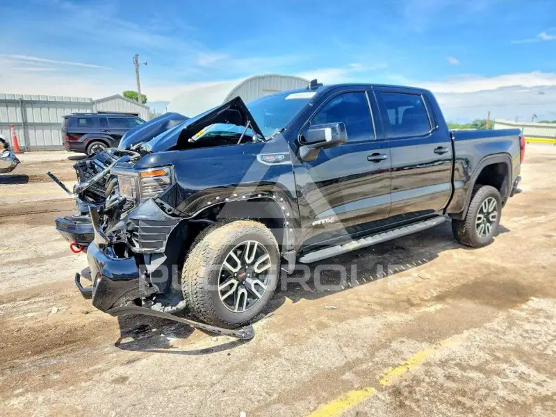 2025 GMC Sierra photo