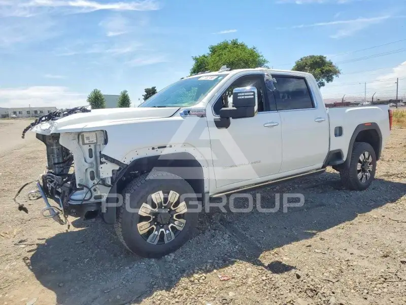2025 GMC Sierra photo