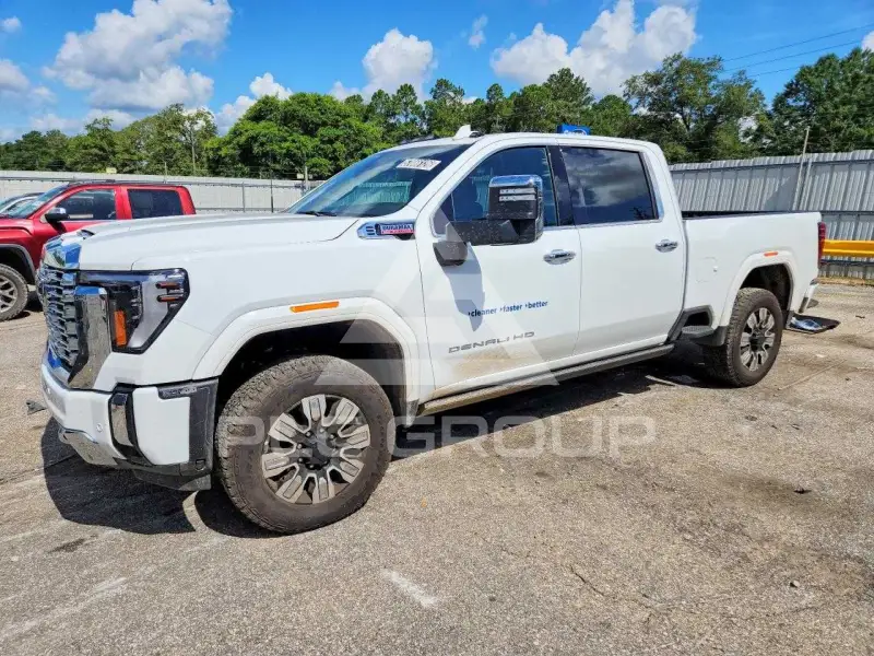 2025 GMC Sierra photo
