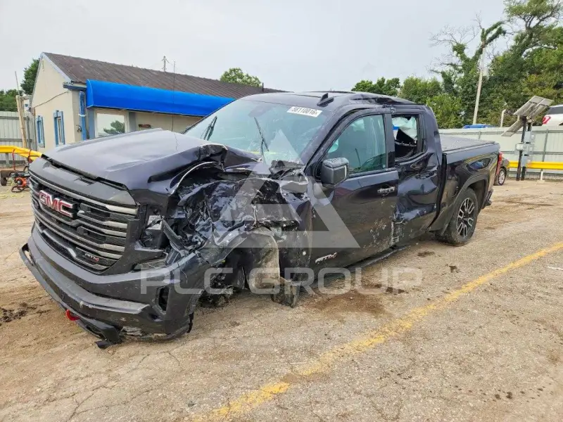 2025 GMC Sierra photo