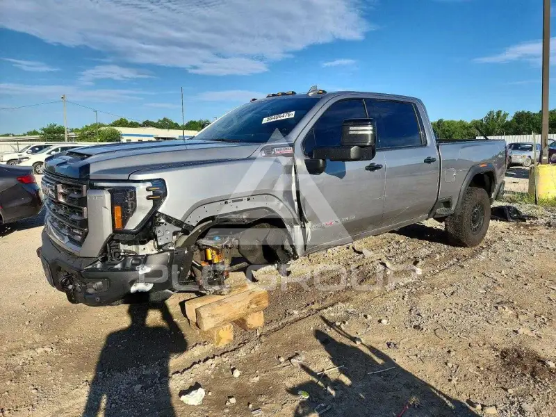 2025 GMC Sierra photo
