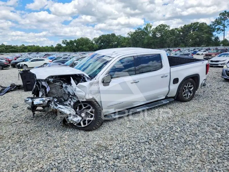 2025 GMC Sierra photo