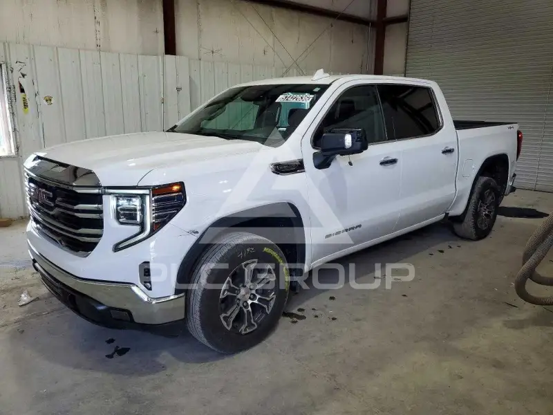 2025 GMC Sierra photo