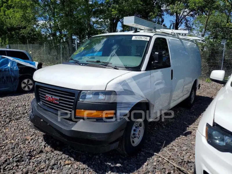 2025 GMC Savana photo