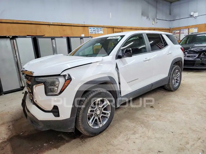 2025 GMC TERRAIN photo