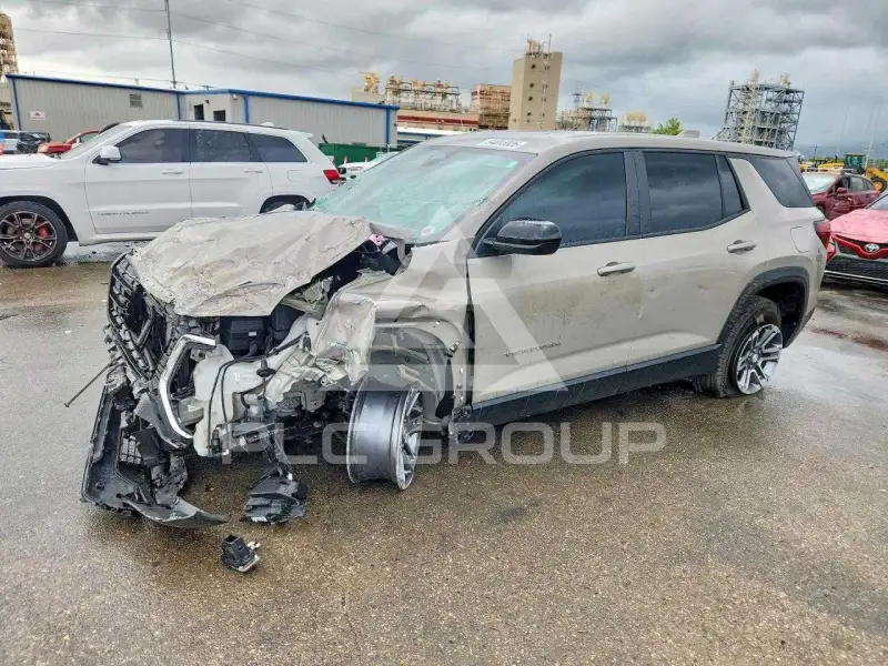 2025 GMC TERRAIN photo