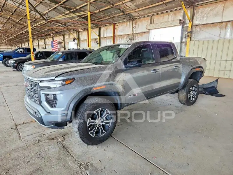 2025 GMC CANYON photo