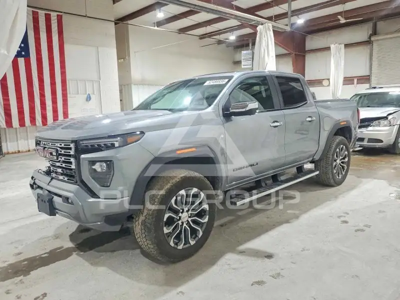 2025 GMC CANYON photo