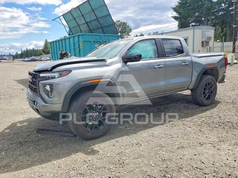 2025 GMC CANYON photo