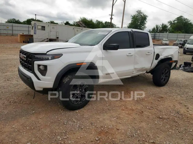 2025 GMC CANYON photo