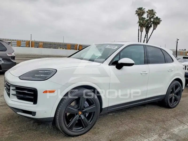 2025 Porsche Cayenne photo