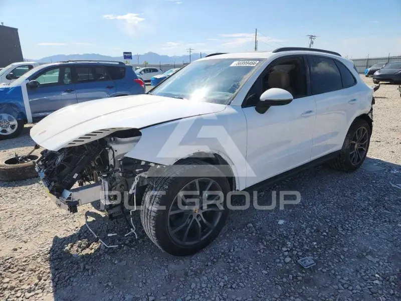 2025 Porsche Cayenne photo