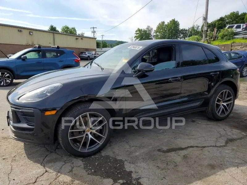 2025 Porsche MACAN фото