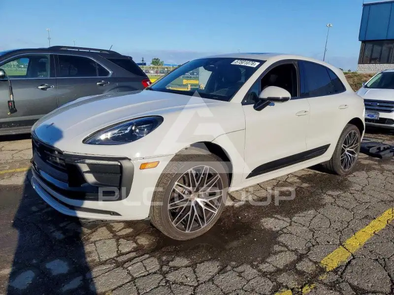 2025 Porsche MACAN фото