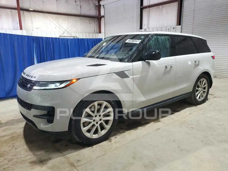 2025 Land Rover Range Rover photo