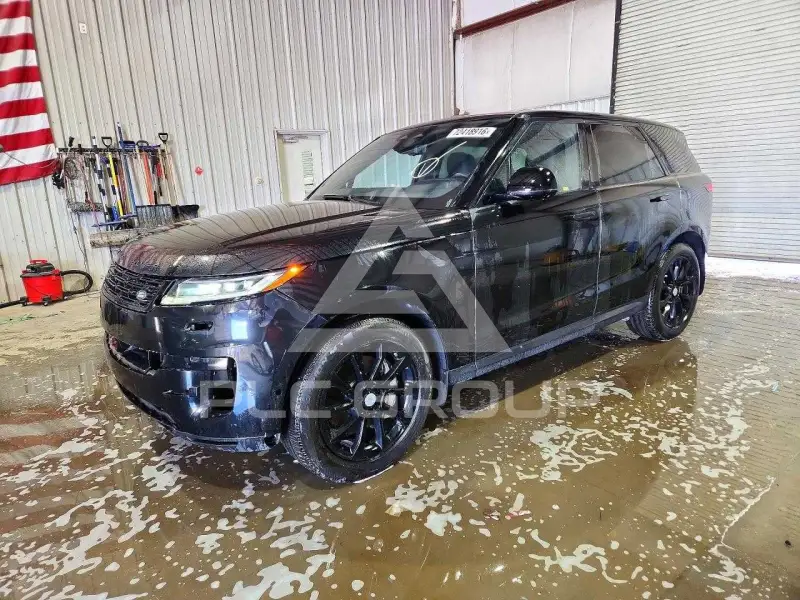2025 Land Rover Range Rover photo