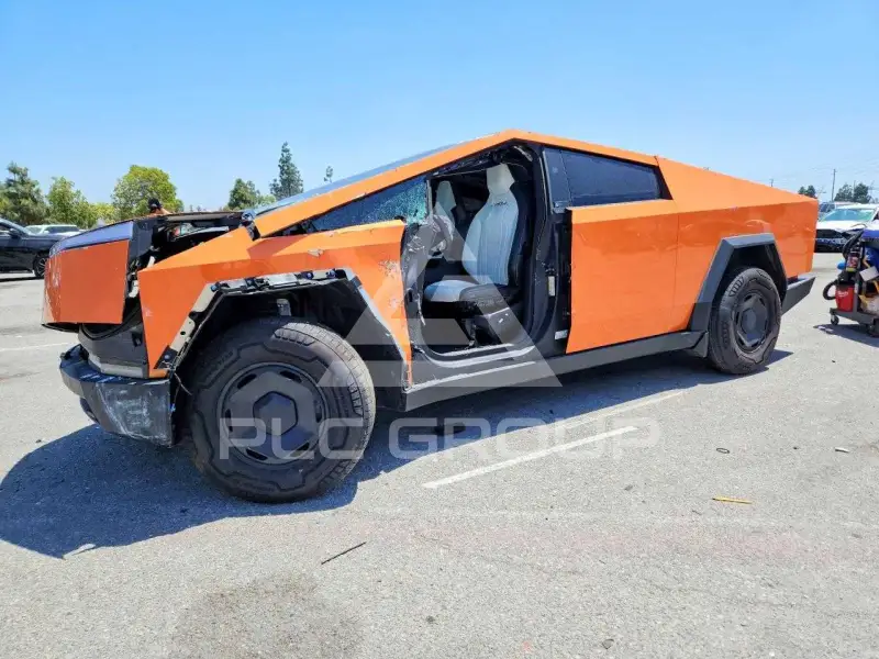 2025 Tesla Cybertruck фото