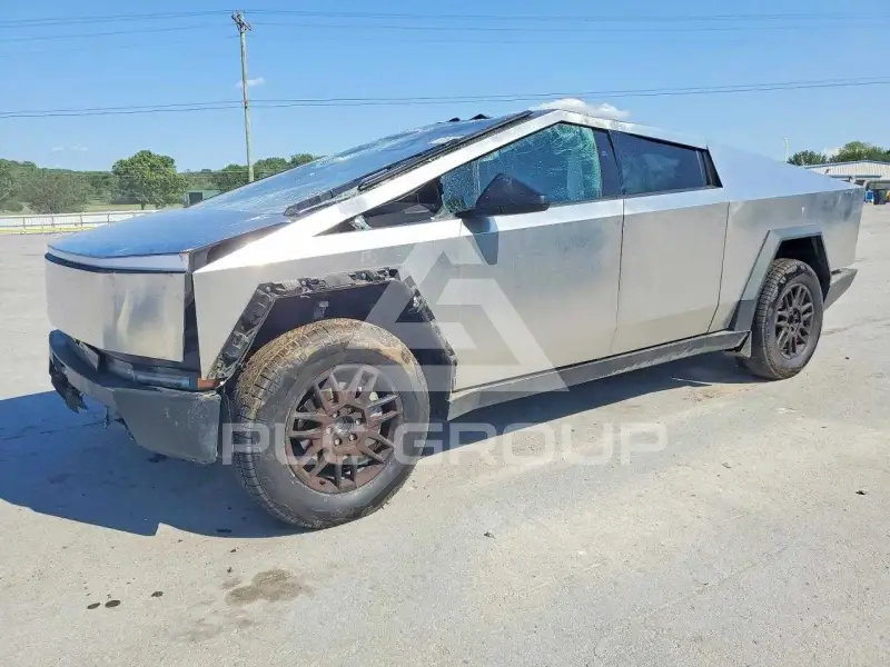 2025 Tesla Cybertruck фото