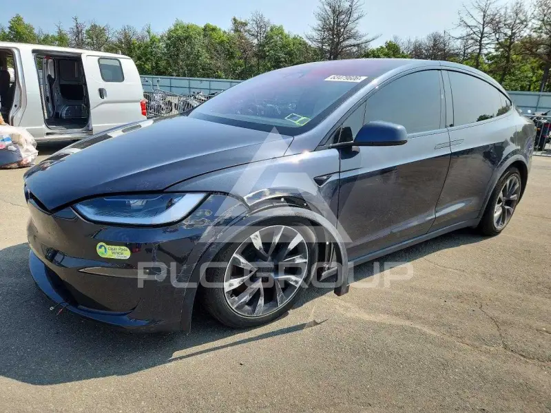 2025 Tesla Model X фото