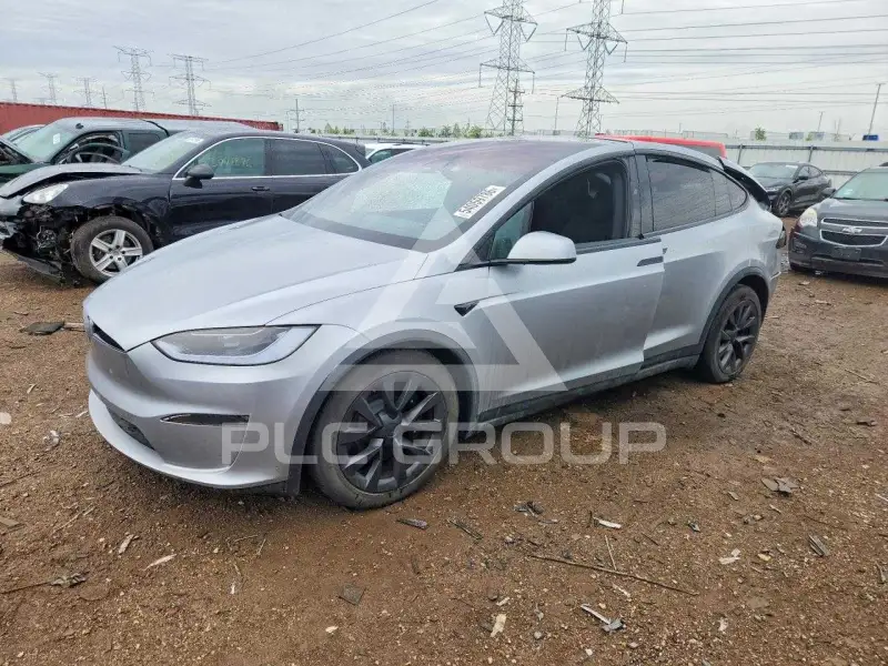 2025 Tesla Model X фото