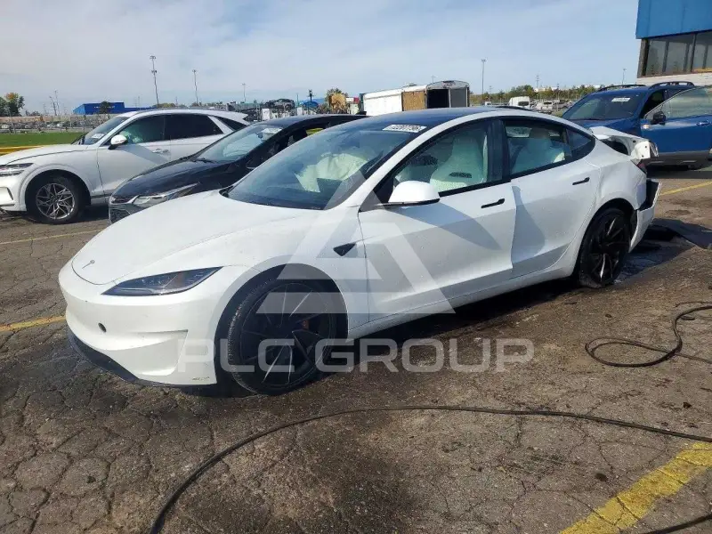 2025 Tesla Model 3 photo