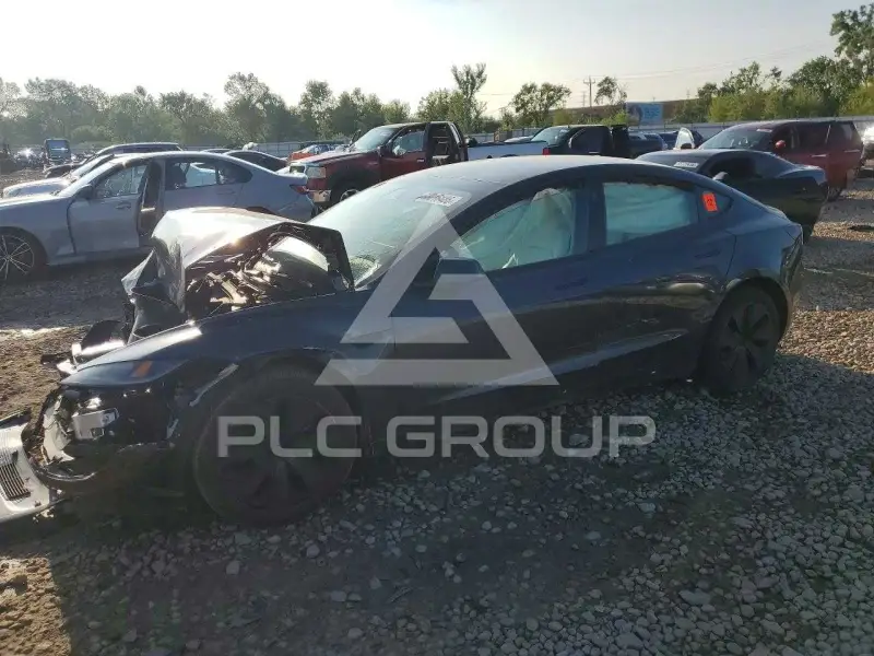 2025 Tesla Model 3 photo
